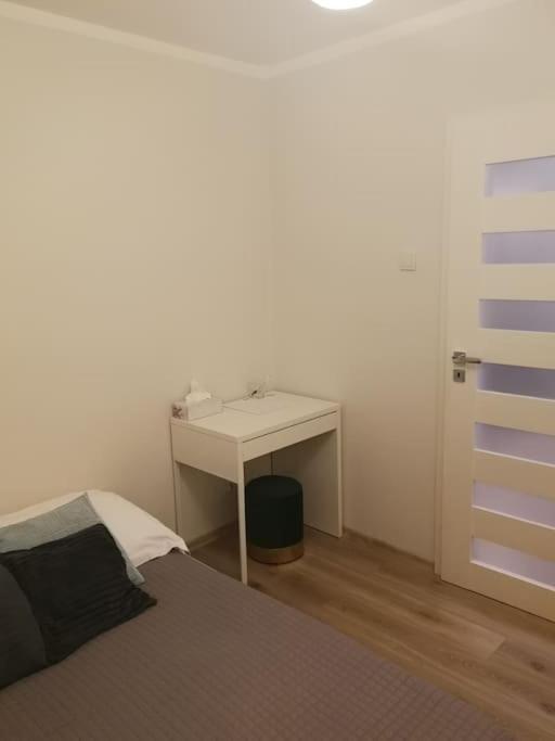 Uroczy, Jasny Apartament Oraz Bezplatny Parking! Apartament Kraków