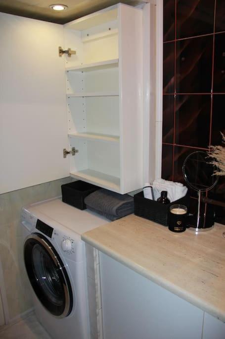 Uroczy, Jasny Apartament Oraz Bezplatny Parking! Krakau