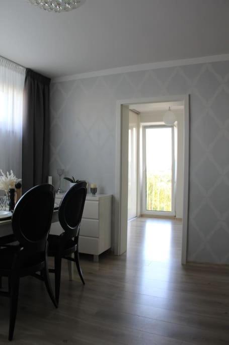 Apartment Uroczy, Jasny Apartament Oraz Bezplatny Parking!