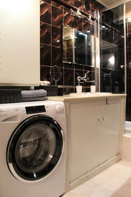 Apartment Uroczy, Jasny Apartament Oraz Bezplatny Parking! *